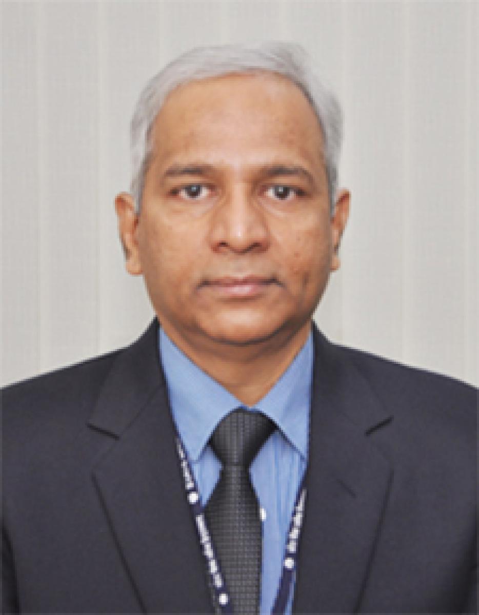 D V Suresh Kumar 